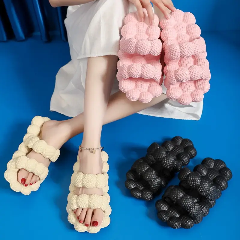 Wholesale Fashion Footwear Summer Bubble Flip Flops Flat Massage Slides Flip-flop Slippers