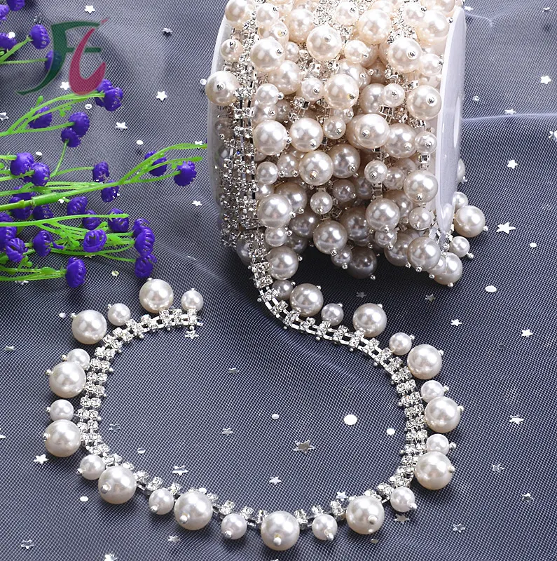 Perla catena della tazza del Rhinestone per la decorazione/Repubblica perle di Vetro Bianco Perla In Argento Placcato Catena Della Tazza