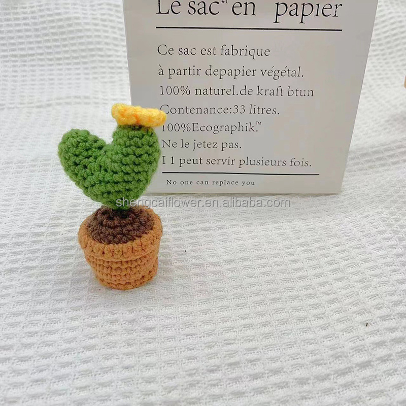 15 petites fleurs de port tricotées au crochet 12*5*5cm