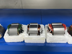 BOSCHアングルグラインダーGWS900-100 GWS900-125 GWS9-115 GWS9-125用AC220V-240Vのアーマチュア交換 - Product Image 6