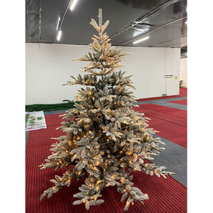7,5 piedi di spessore floccato a prova di fuoco in PVC Pineneedle PE 1500 punte ramificate albero di natale con LED colorato