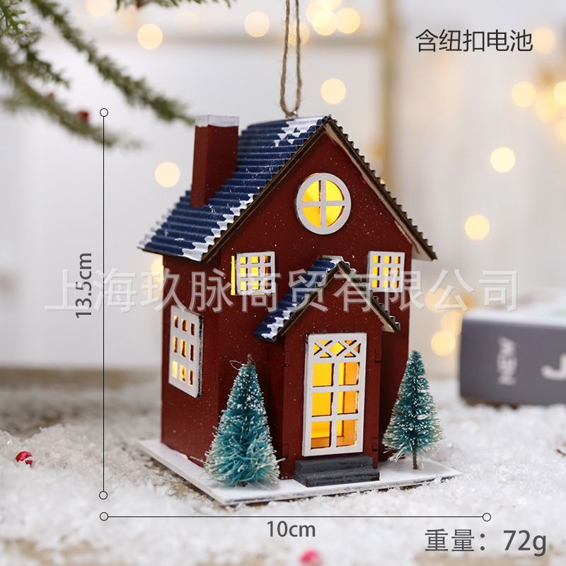 ต้นคริสต์มาสสีแดงและสีน้ำเงิน