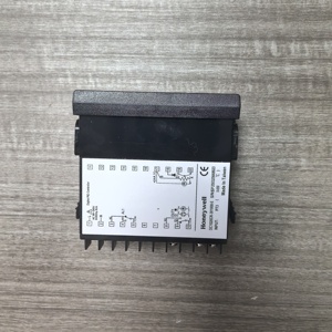 Los nuevos y originales controladores de temperatura basados en microprocesador Honeywell DC1020 ofrecen productos fiables y rentables - Product Image 5