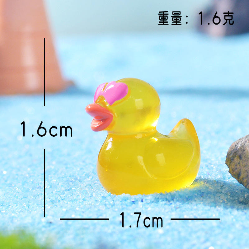 Cool duck-love mirror