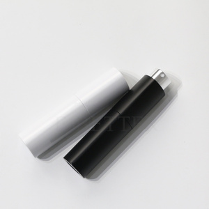 ขวดสเปรย์ฉีดน้ำพลาสติกขนาดเล็ก10มล. ทรงสามเหลี่ยมออกแบบได้ตามที่ต้องการหรูหรา - Product Image 4