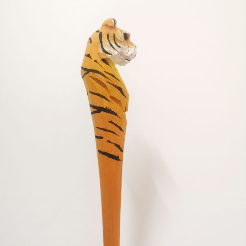 Tiger-diamond head