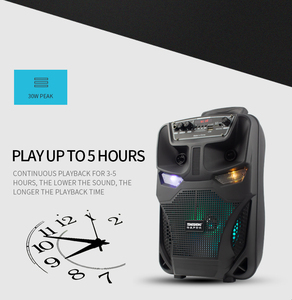 T novo alto-falante portátil sem fio <span class=keywords><strong>Bluetooth</strong></span> 8 Polegada chifre grande TWS alto-falante portátil de plástico com luz de festa atraente