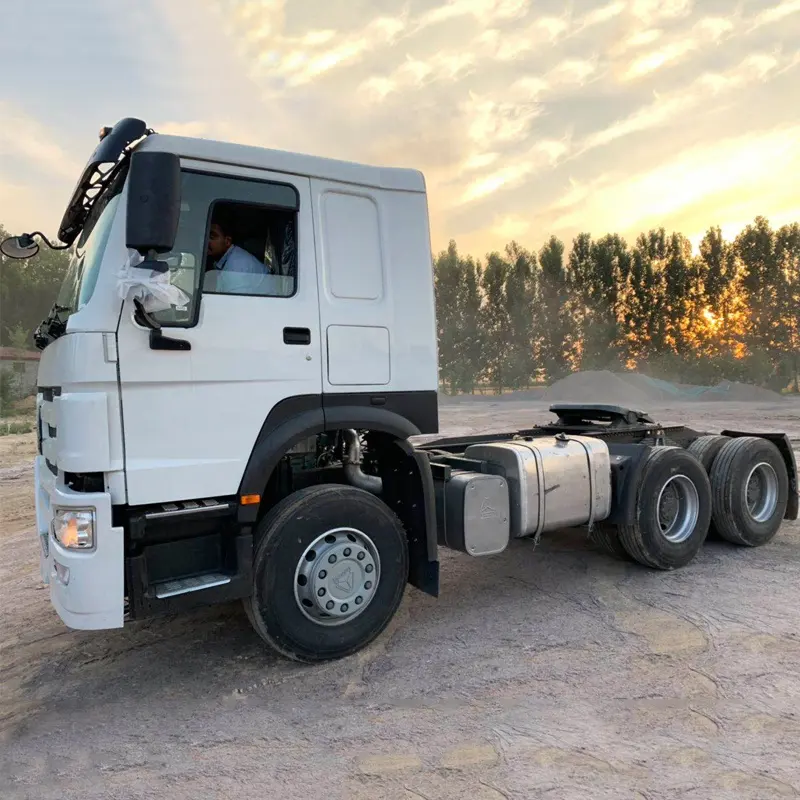 6x4 Sinotruk Howo A7 T7H Cng reboque trator cabeça caminhão para venda