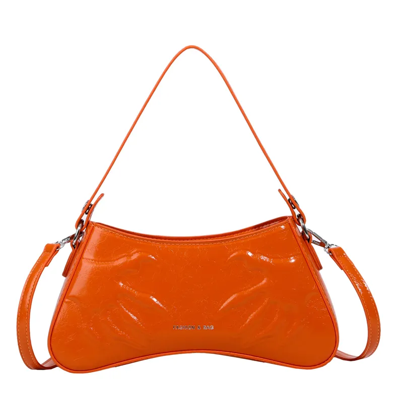 2023 Новое поступление итальянская сумка на плечо для девочек Роскошная Серебряная кожаная сумка для подмышек Высококачественная женская сумочка