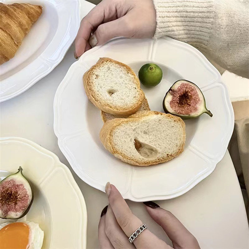 Assiette ronde blanche