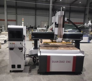 1325 Atc Cnc Enrutador anidado con carga y descarga Cnc Router para metal