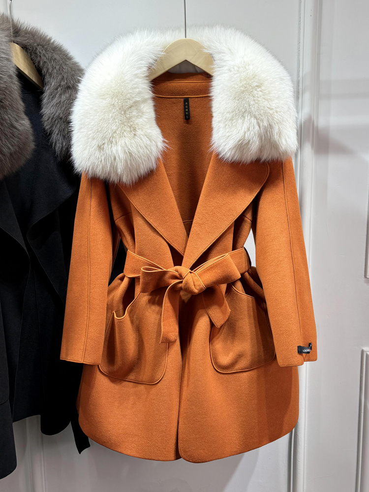 Beige anaranjado