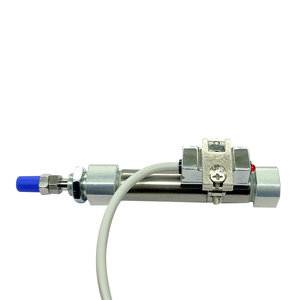 Sensor de lengüeta magnético de 65 posiciones IP de fábrica, interruptor de cilindro de transistor de 12-24V, interruptores de lengüeta magnéticos - Product Image 2