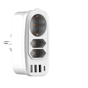 Venta al por mayor pequeño enchufe multifunción con USB y convertidor estándar europeo - Product Image 1
