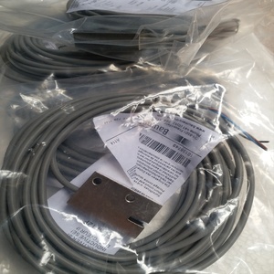 鲍默传感器IFRM12P1701/L 12P17G3/L IFRM 08P17A1/L/0500开关NPN PNP 30V M12 M18 M20 M30 M50自动感应接近传感器 - Product Image 3