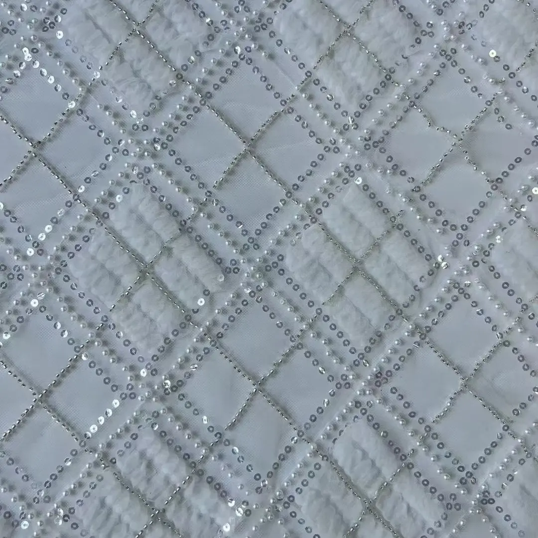 Tela de encaje de red francesa con lentejuelas flor 3D Enrollamiento bordado perlas apliques de cuentas tela