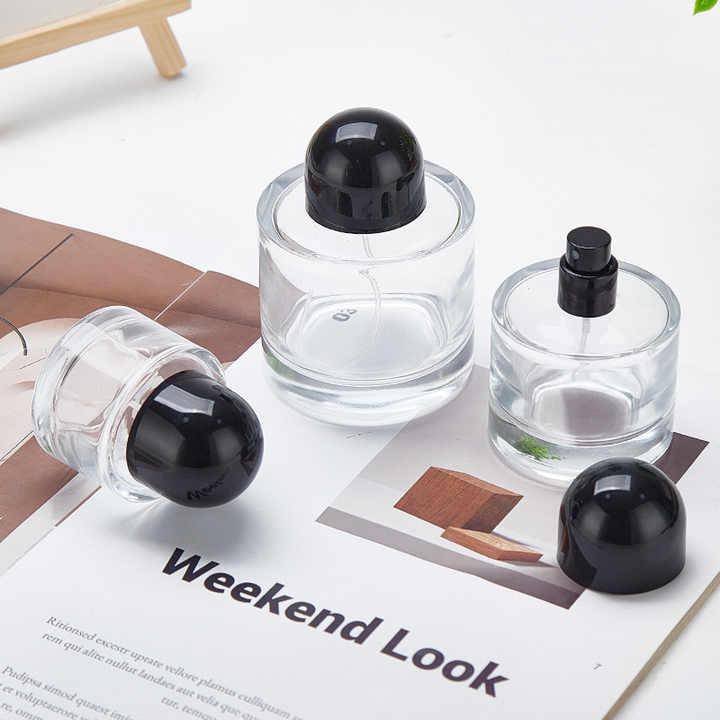 Custom Round Perfume Glass Bottle 30ml to 300ml Empty Spray Bottle for Fragrance Oil Atomizer With DIY Logo