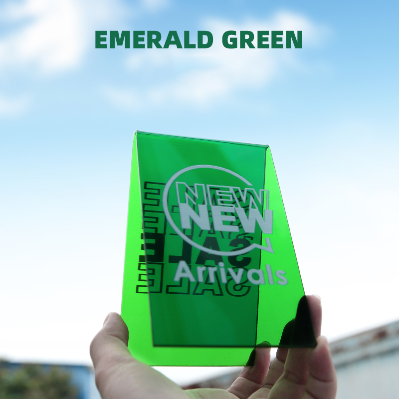 Vert émeraude