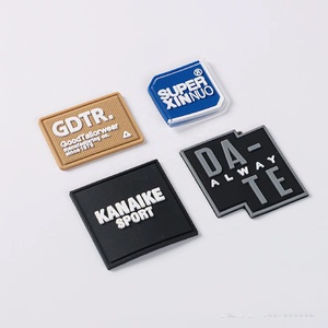 カスタムシリコンゴムタグレスラベル3D文字と数字の熱伝達名前パッチロゴ転写印刷 - Product Image 3