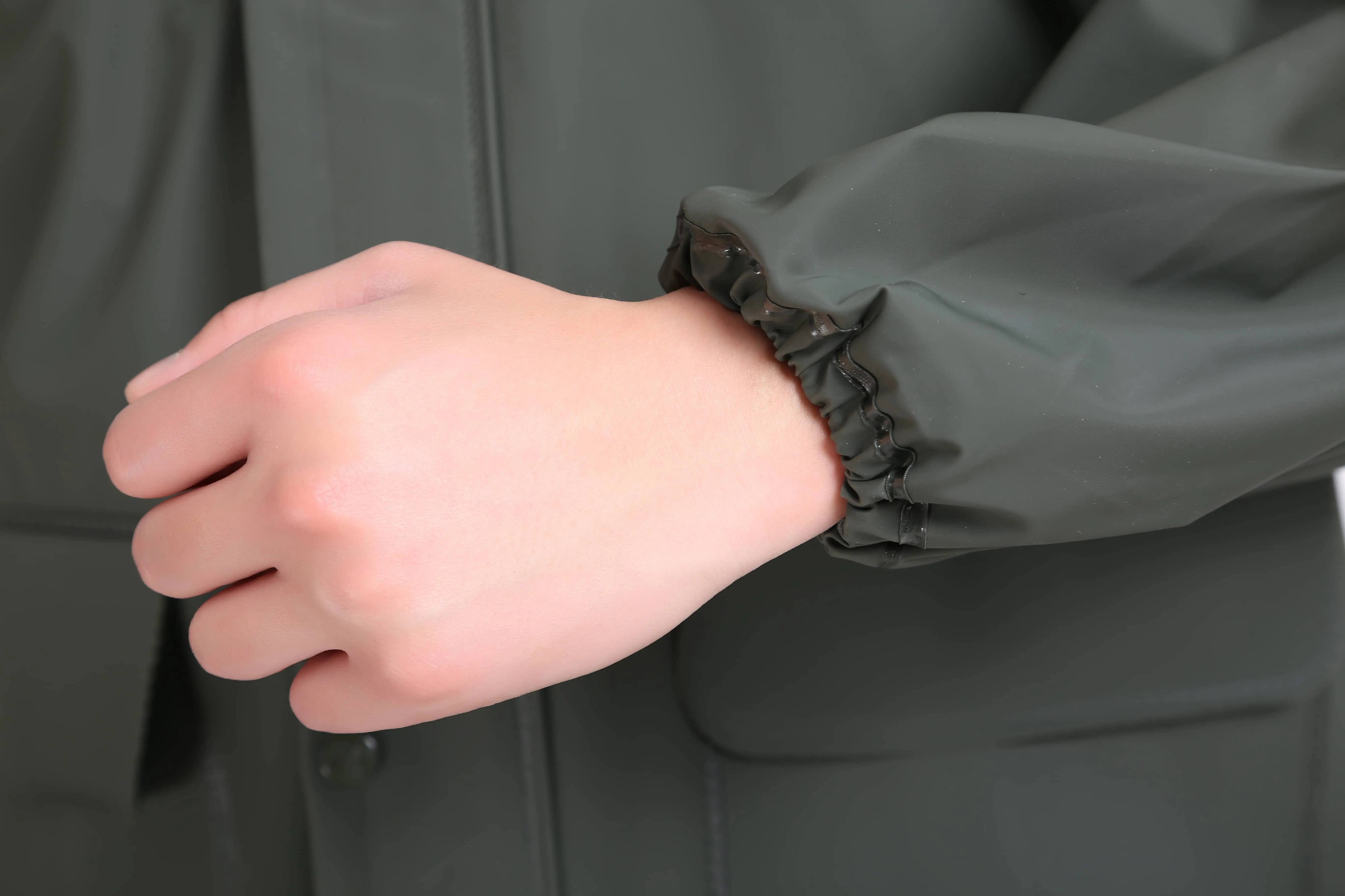 बुना हुआ कपड़ा कोटिंग पीवीसी/पीयू फिशिंग क्लॉथ रेन सूट उच्च गुणवत्ता वाला वाटरप्रूफ जैकेट टिकाऊ सीमा शुल्क उपलब्ध है