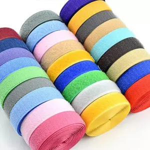 Correas de gancho y bucle de color personalizadas de alta calidad para puños de chaqueta y cinta de cierre de bucle de gancho de alta frecuencia - Product Image 1