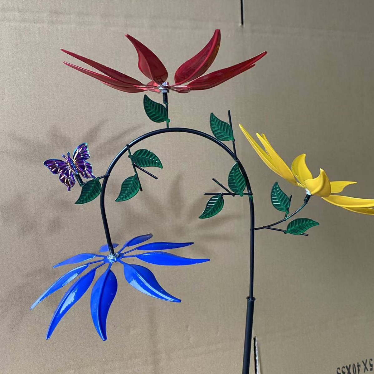 Tournesol avec papillon