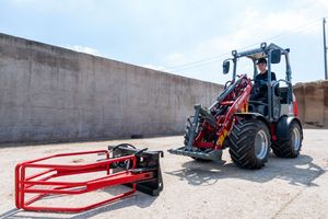 עיצוב חדש מיני 4 x4 גלגל מעמיס גלגל עם קדמי ו backhoe 2 טון עומס קטן טרקטור grapple עבור שוק גרמניה 1 מחשב