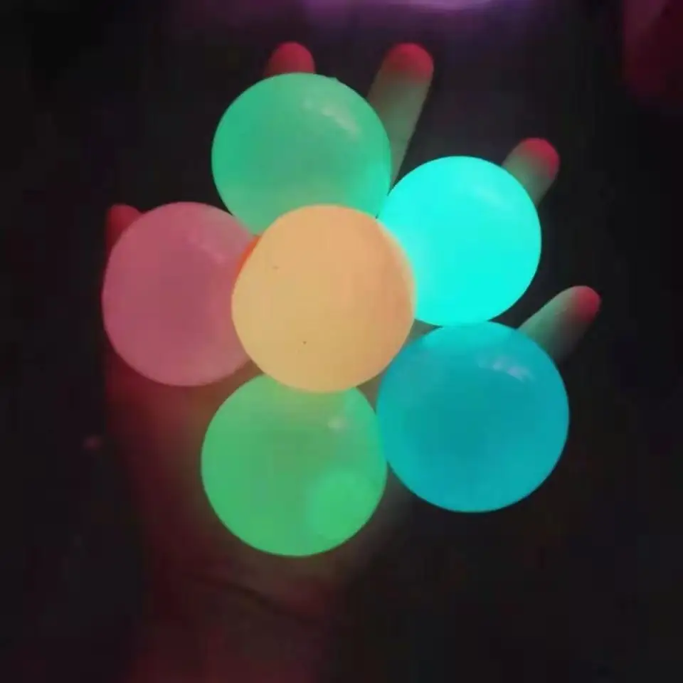 Bola langit-langit bercahaya murah bola lengket dekompresi ASMR Fidget bola lengket neon untuk anak-anak dan dewasa