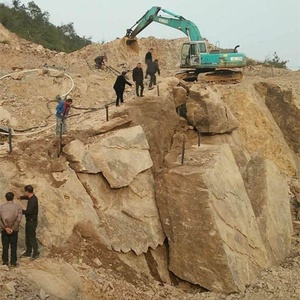 Carbon Dioxide Blasting <strong>Equipment</strong> New Types Stone <strong>Crusher</strong> Machine Concrete Stone <strong>Rock</strong> Splitter
