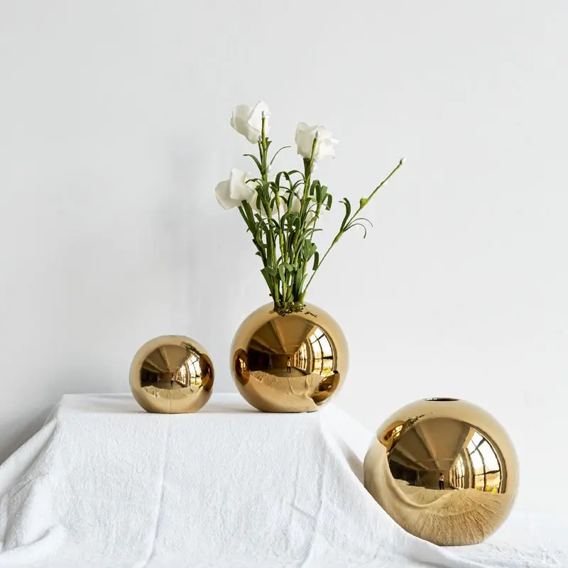 Home Decoration Flowers Vase High Quality Shiny Metallic Plating Gold Small Round Vase