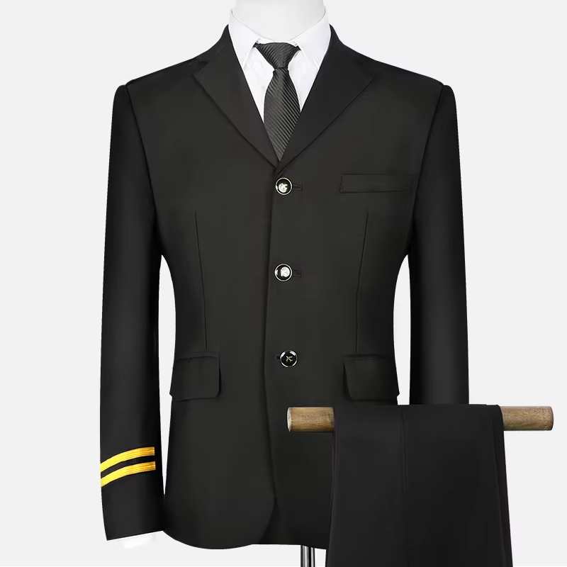 Single breasted with 3 buttons suit without accessories