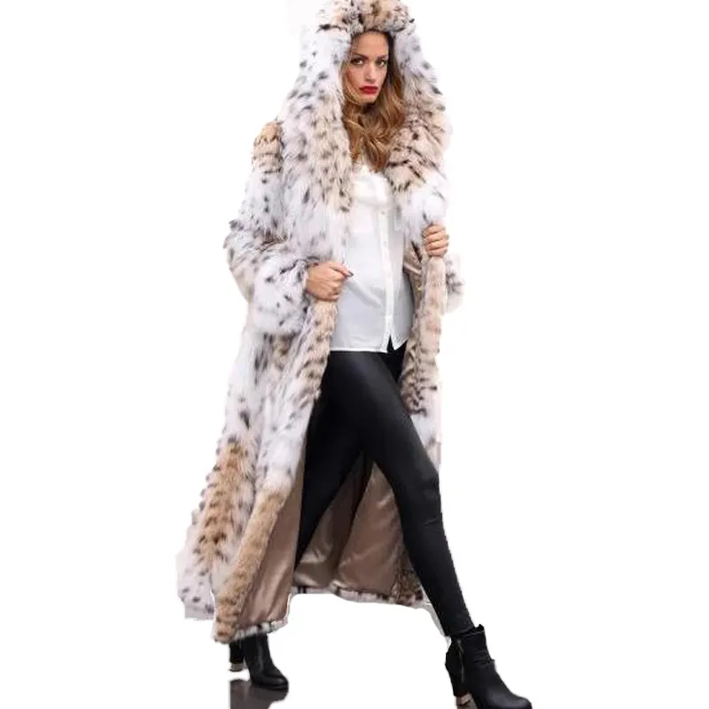 Женская зимняя куртка с леопардовым принтом