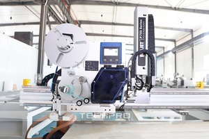 Automatische Kennzeichnung und CNC-Seiten bohr möbel Produktlinie Holz-CNC-Versch achtel ungs maschine mit automatischen Lade-Entlade funktionen - Product Image 4