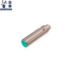 Pepperl + Fuchs 3-проводной NBB5-18GM60-I3 Индуктивный аналоговый датчик с плавным креплением, быстрое время восстановления для быстрого реагирования - Product Image 3