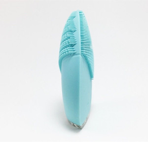 Silicone Material Face Cleaning Brush with <strong>Excellent</strong> Waterproof <strong>Function</strong> and Strong Cool Washing Power for a Face Scrubbing