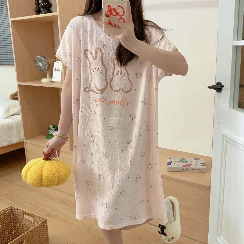 สีชมพูอ่อน