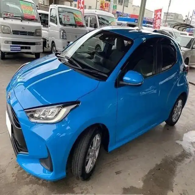 USED Toyota Yaris L 4dr Sedan 2019 Bastante Carro Usado 6A 10.684 milhas Toyota Sedan movimentação da mão esquerda e movimentação da mão direita disponível