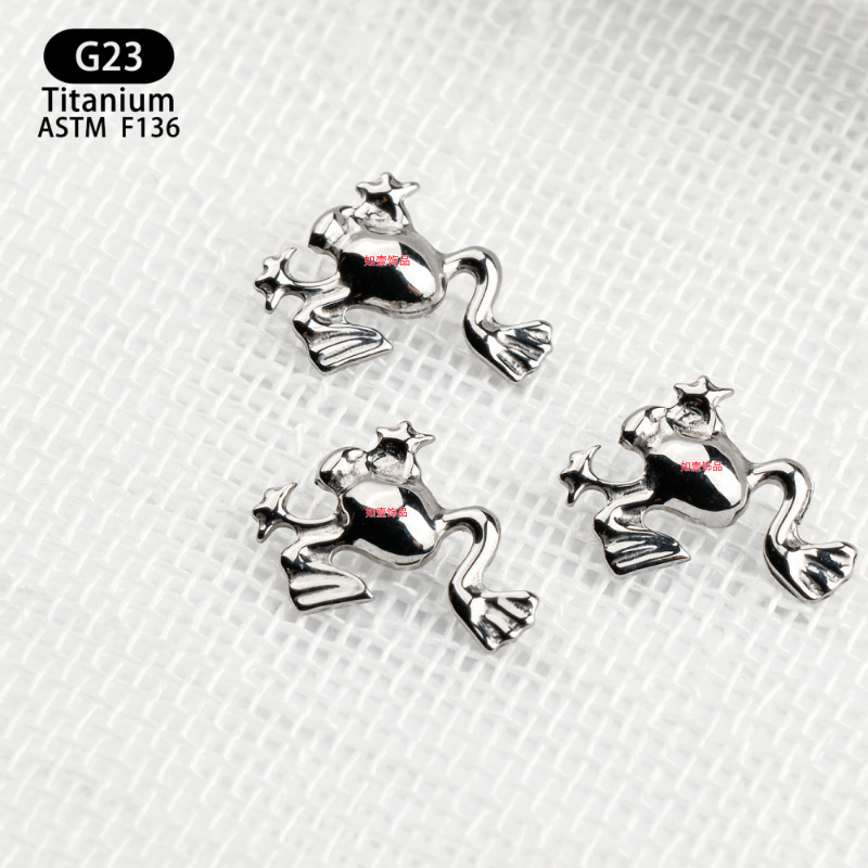 Titanium alloy natural color