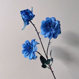 Hydangea <span class=keywords><strong>dahlia</strong></span> אולם חתונה תקרה משלוח פרחים מלאכותיות כחול פרחים מלאכותיים