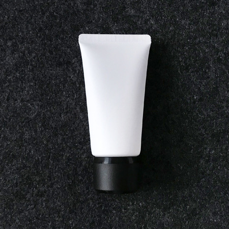 tapa negra de 50ml