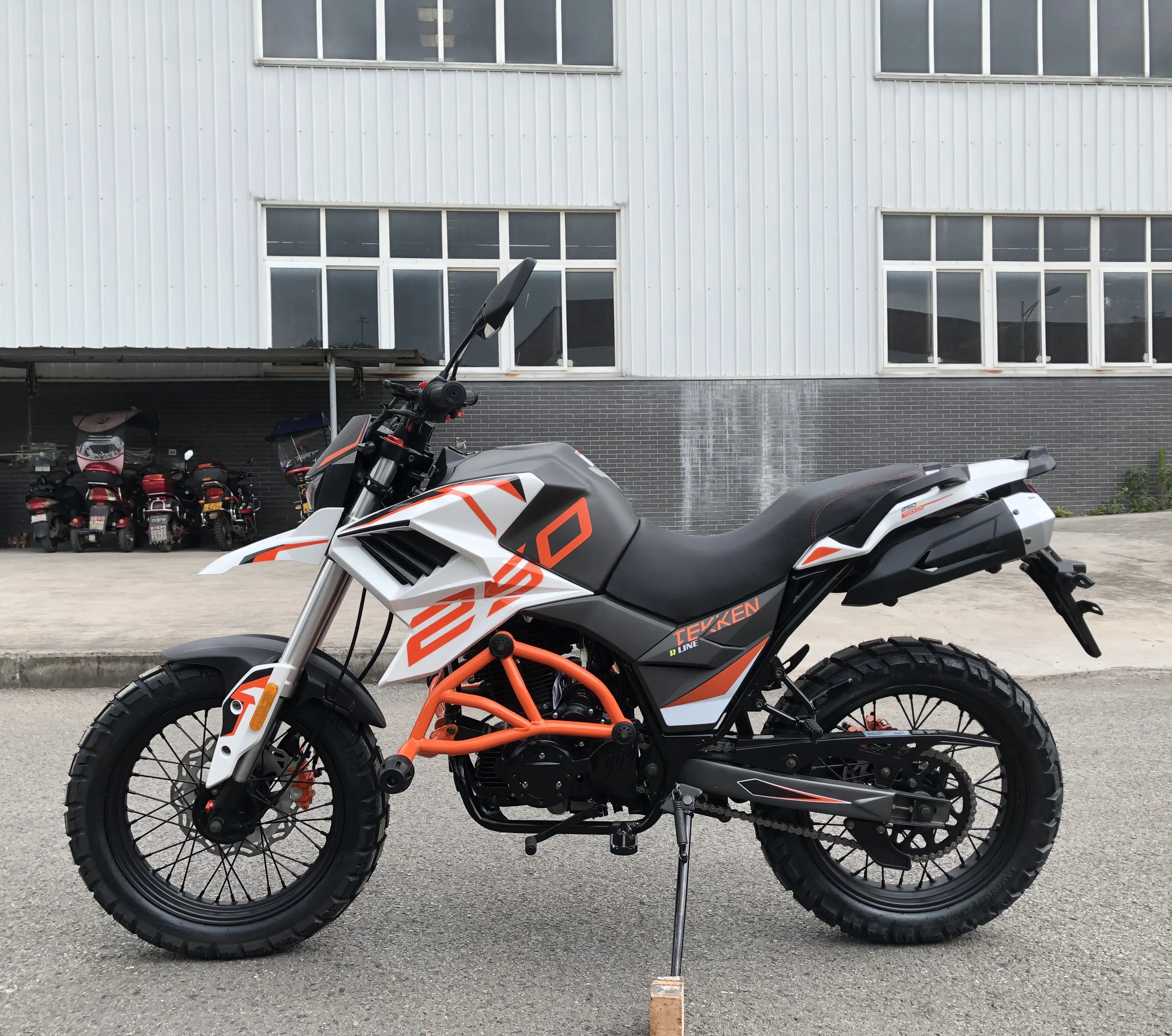 China Goedkoop Voor Verkoop Moto Fuego Teken 250 Racen Motorfiets Street Mobike Nieuw Ontwerp Motor 16017