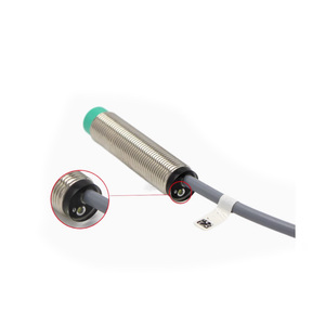 Sensor de proximidad inductivo tipo salida 4MmpNP distancia de trabajo nominal de - Product Image 3