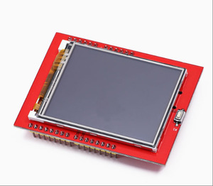 UNO (dotato di UNO schermo LCD da 2.4 pollici TFT e Touch Screen) può essere collegato direttamente alla scheda UNO per l'uso.