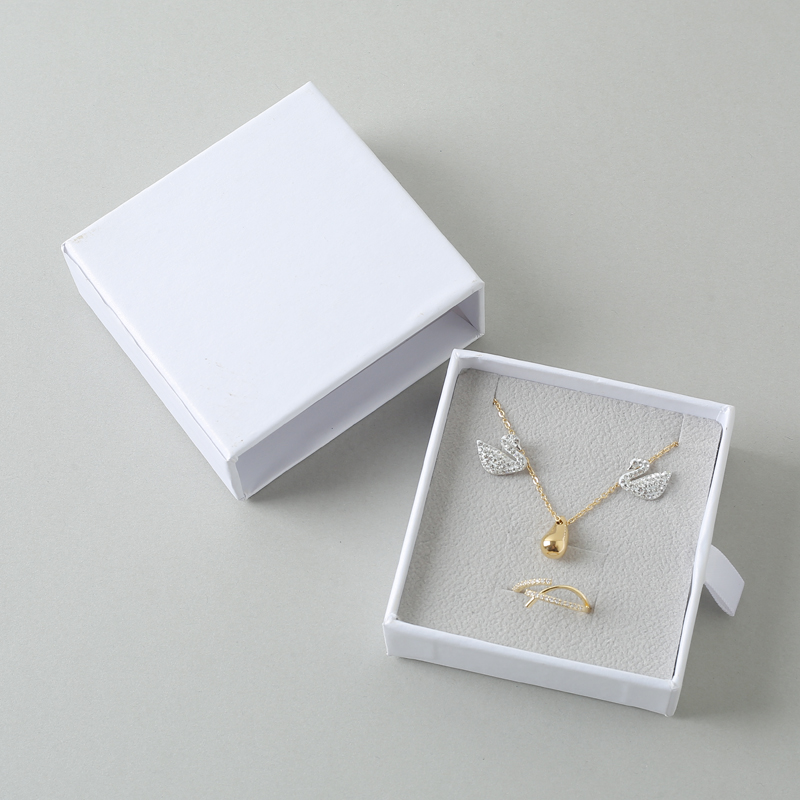 White drawer box