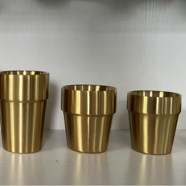 304 - Stepped Design (Gold)