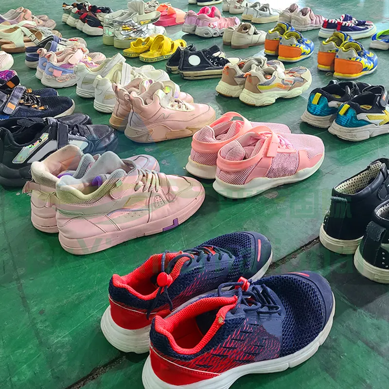 Chaussures de sport de marque pour enfants garçon chaussures décontractées pour enfants stock 25kg chaussures de seconde main ukay ukay balles chaussures d'occasion pour les enfants à dubai