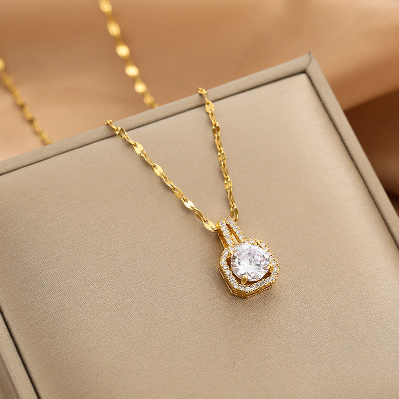 Diamante cuadrado blanco (oro)