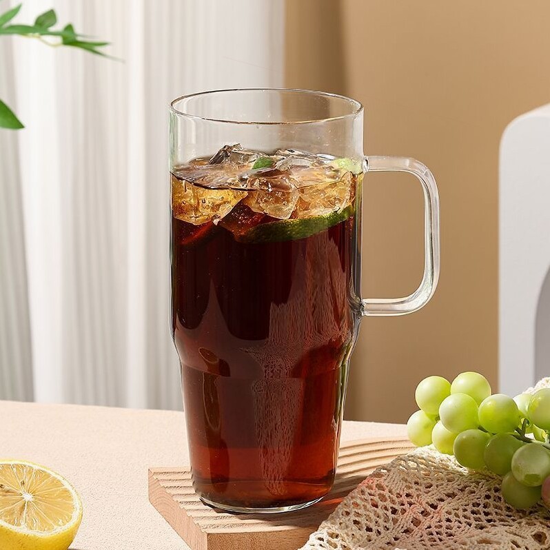 Tasse transparente en verre borosilicate haute qualité, type "train light"