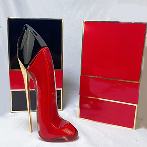 030 Les talons hauts rouges