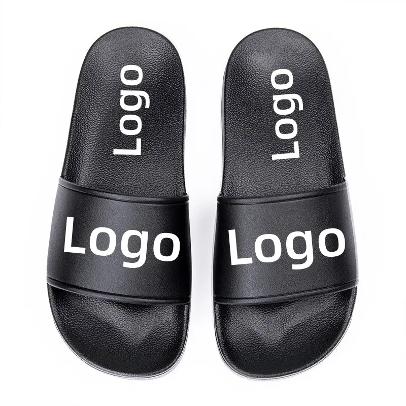 Vente en gros Personnalisez l'été noir Chaussons pour adultes Chaussons en PVC pour hommes Slide unisexe avec logo personnalisé pour hommes avec logo